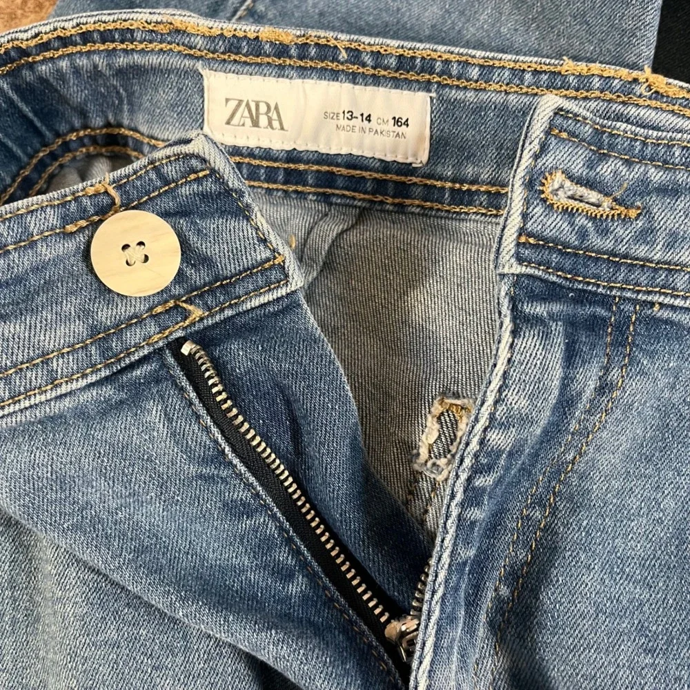 Zara Wide Leg Jeans Women 13-14 Blue High Rise Raw Hem Adjustable 26 in Waist - Picture 3 of 11